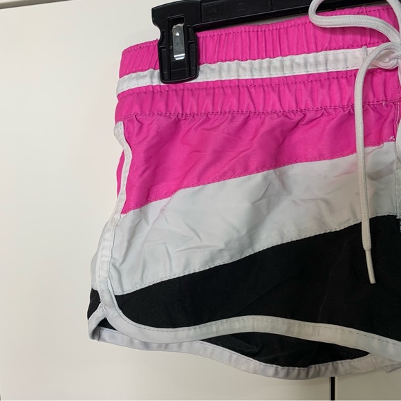 Women’s O’Neill Block Striped Beach Swim Shorts - Picture 4 of 11